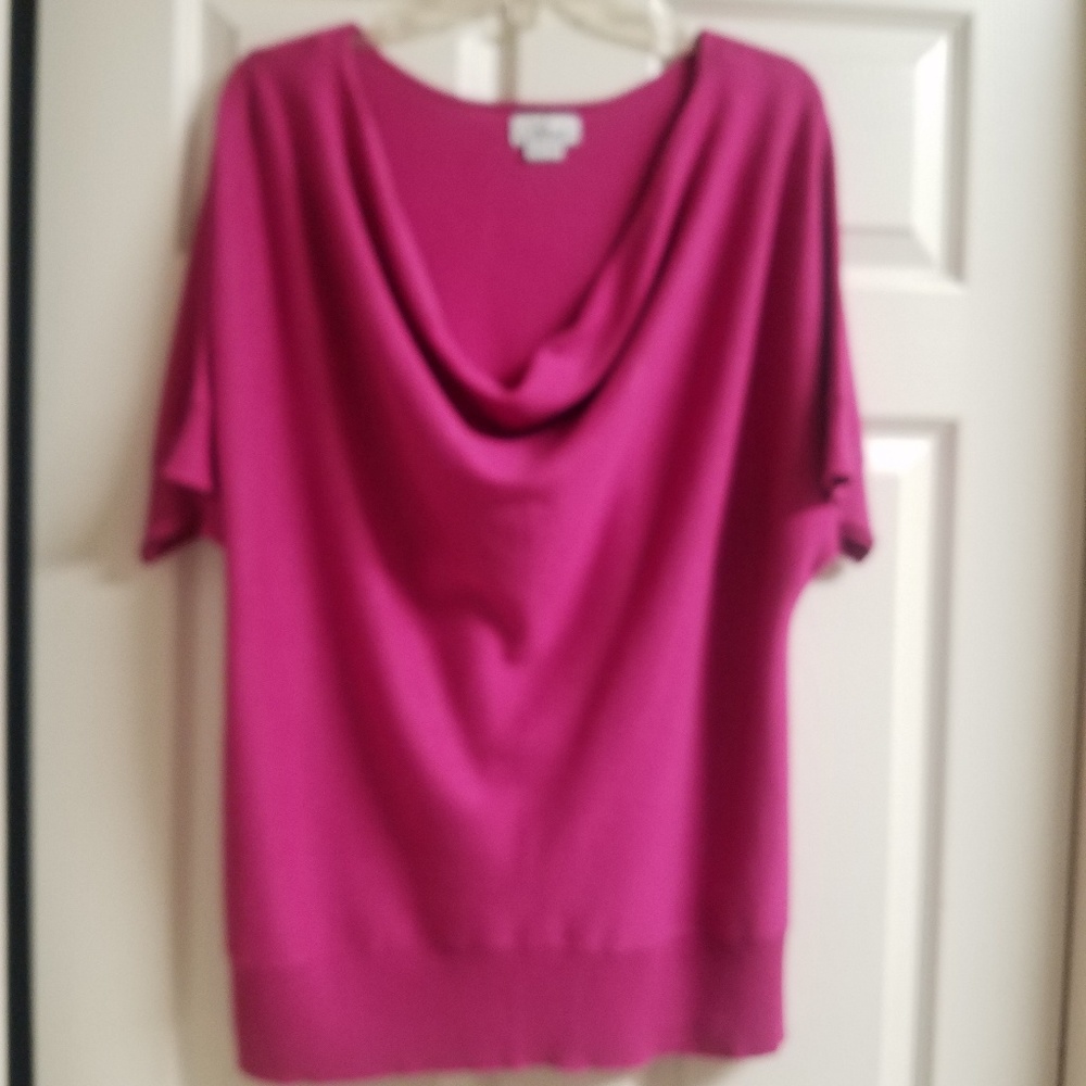 Chaos cowl neck blouse.XL